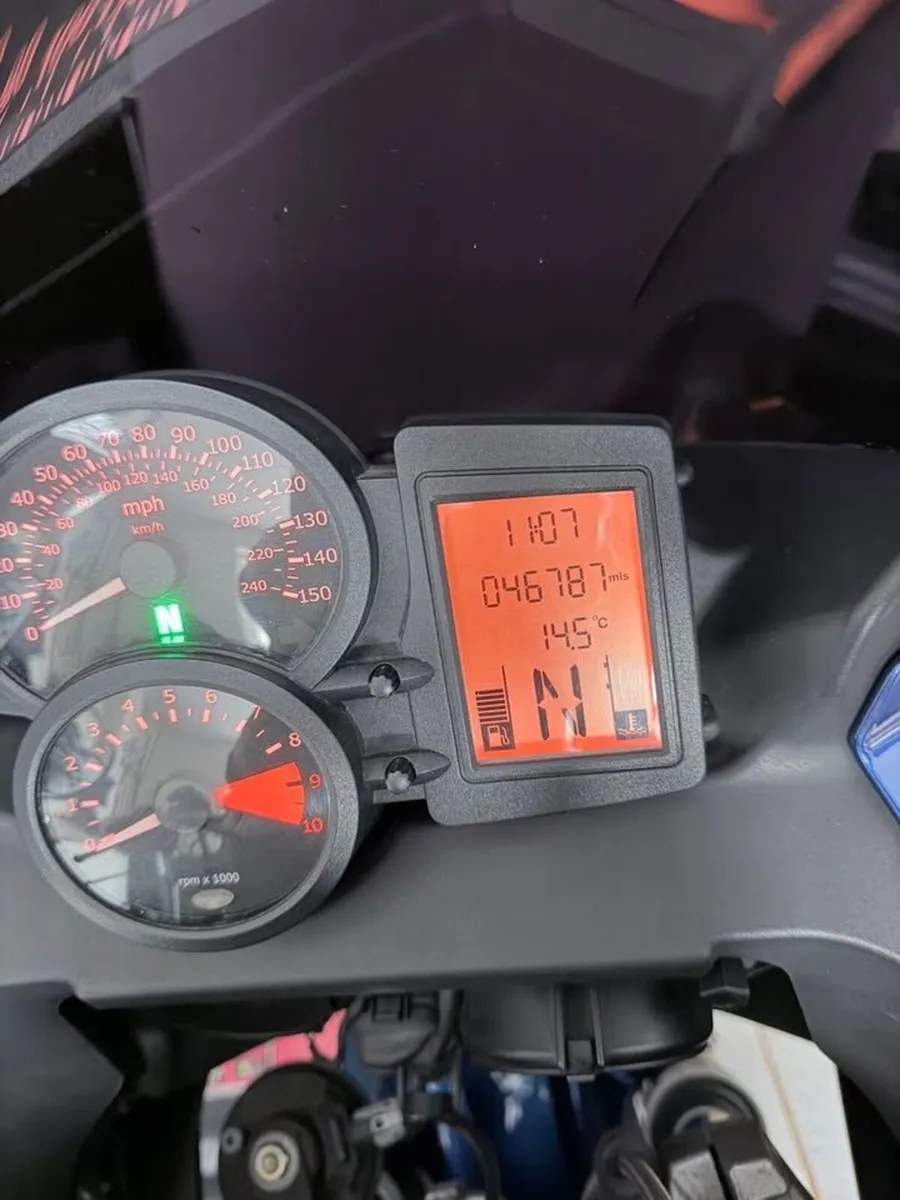 BMW F 800 ST 2008 - Image 2