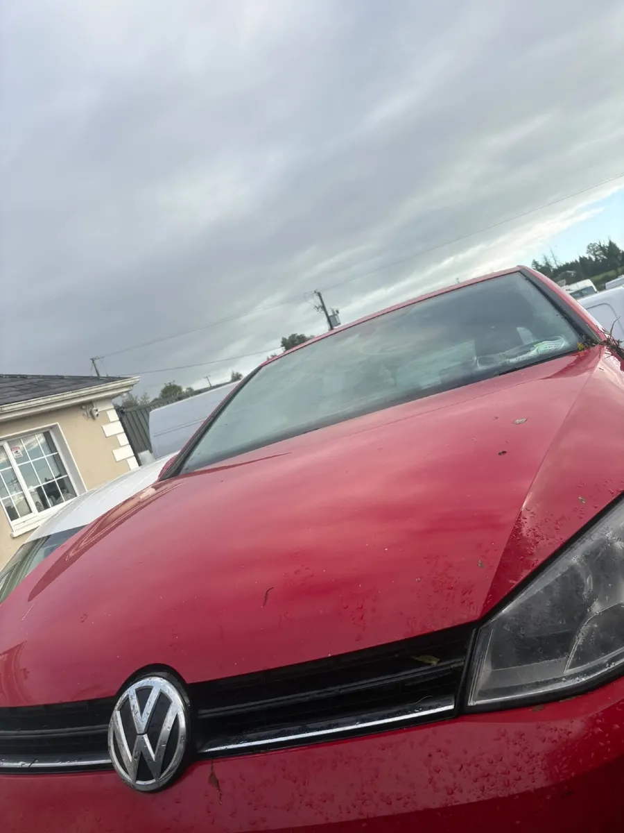 Volkswagen golf 1.6 damaged - Image 4