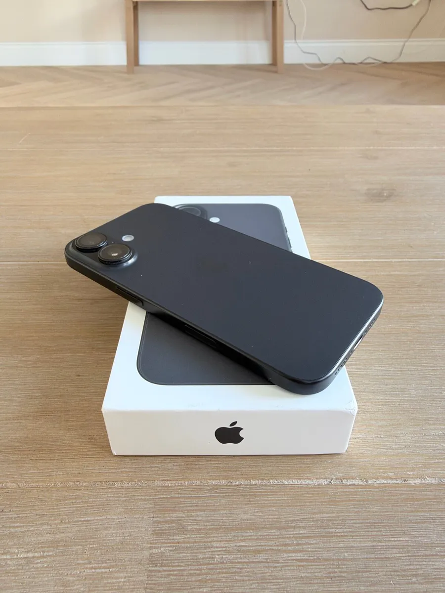 iPhone 16 *unlocked* - Image 2