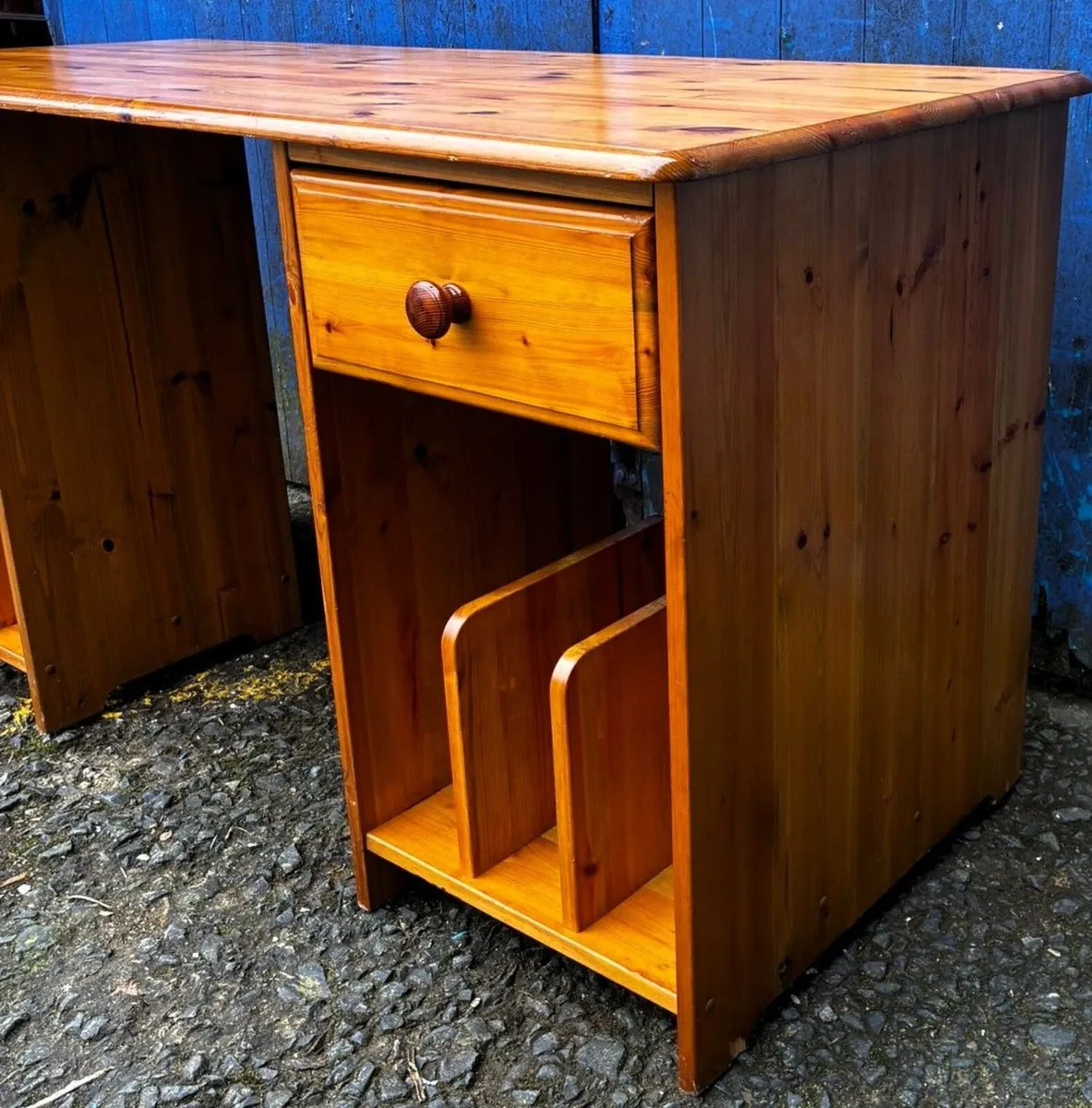 Large Pine Pedestal Desk - Image 3