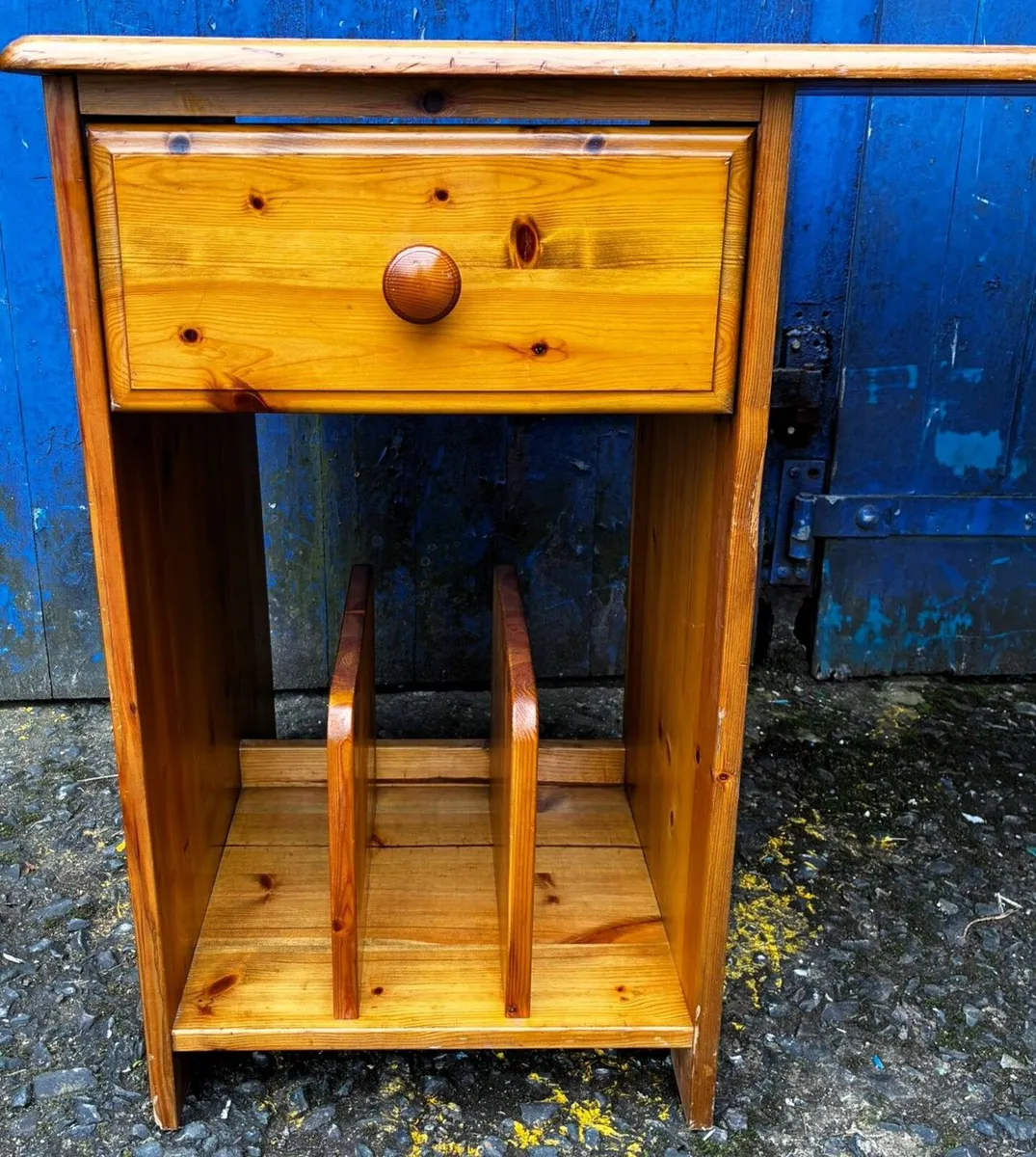 Large Pine Pedestal Desk - Image 4