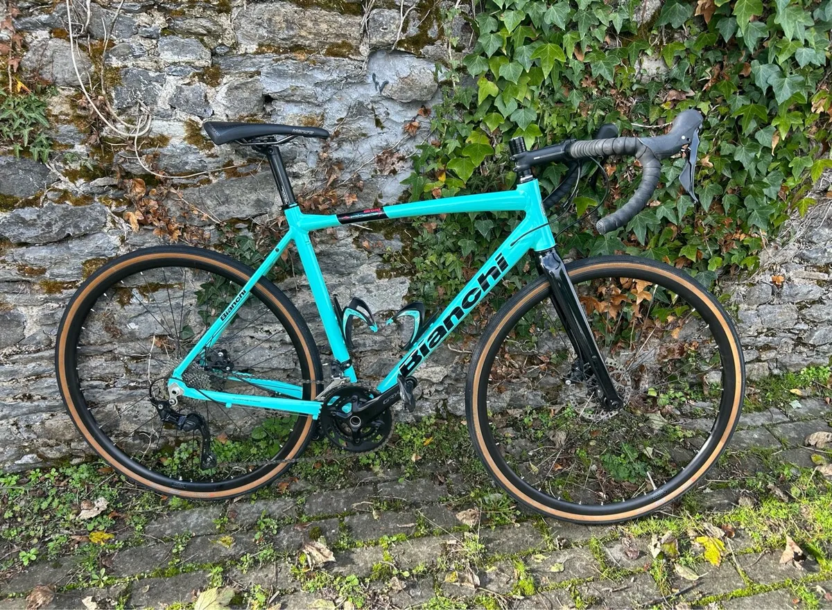 Bianchi gravel bike - Image 1