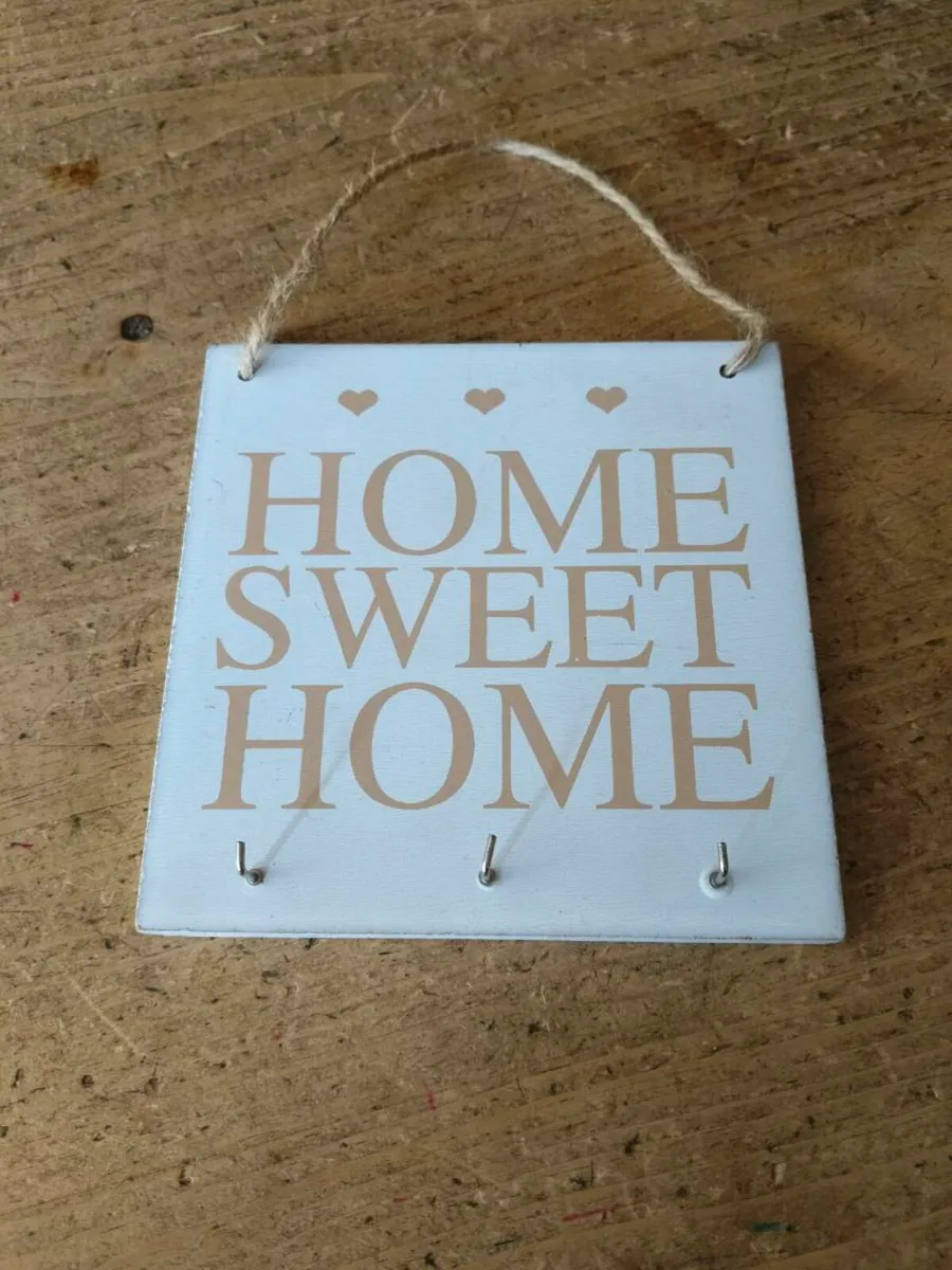 rustic wooden "Home Sweet Home" plaque decorative - Image 1