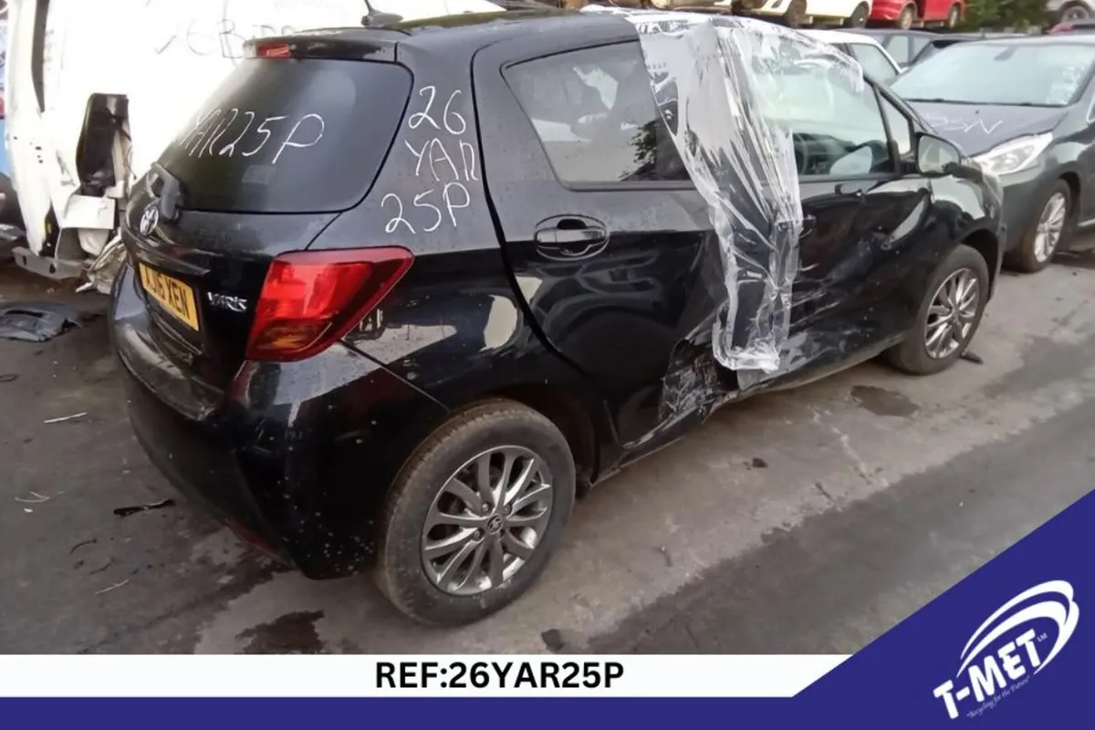 2016 TOYOTA  YARIS BREAKING FOR PARTS - Image 4