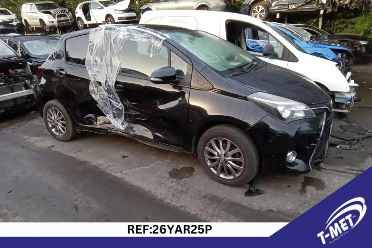 2016 TOYOTA  YARIS BREAKING FOR PARTS - Image 3