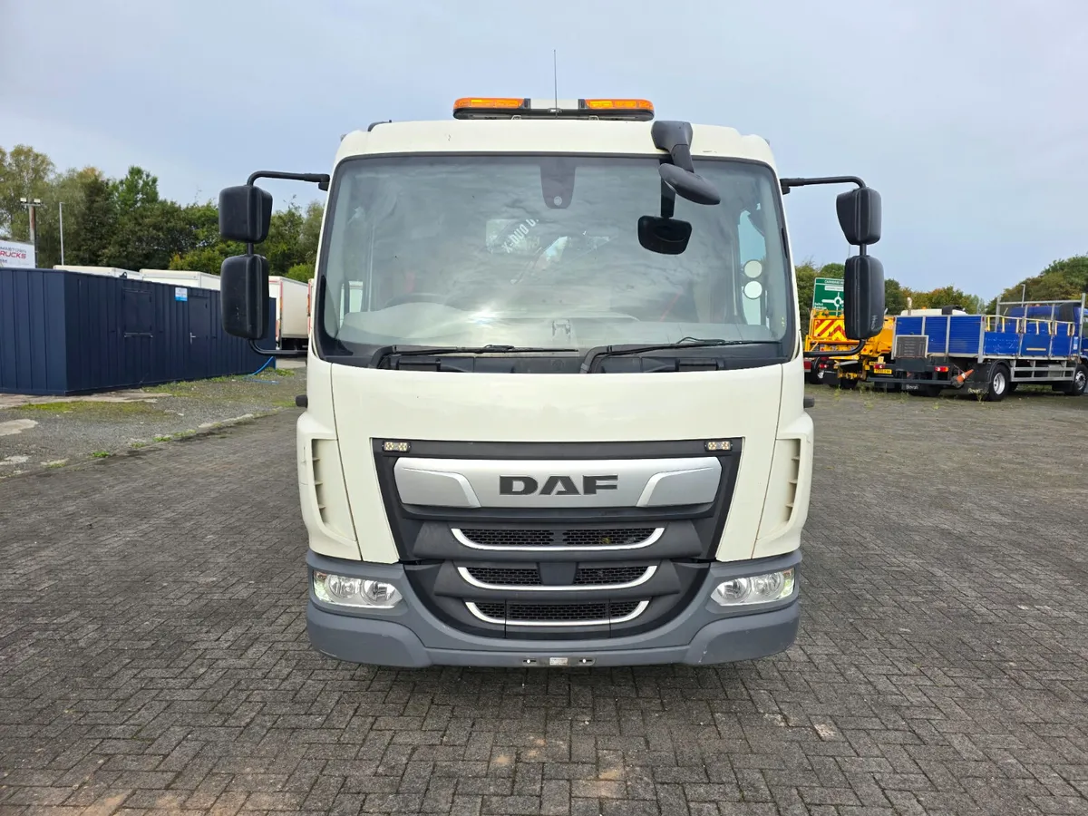2021 DAF LF 180 12 TON with 18ft dropside body - Image 2