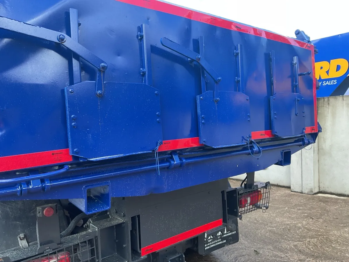 2016 DAF LF250 4x2 Tipper - Image 4