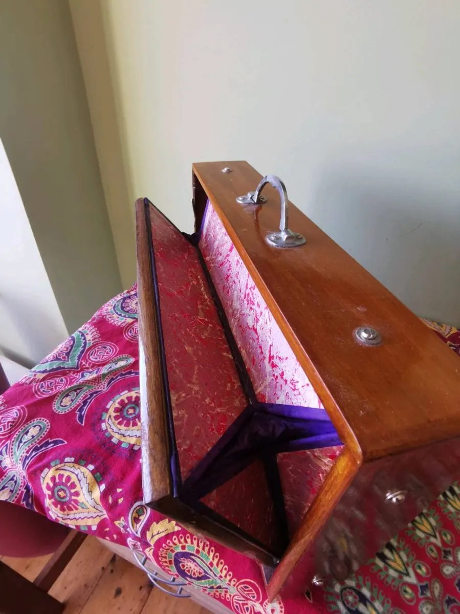 Shruti box - Image 2