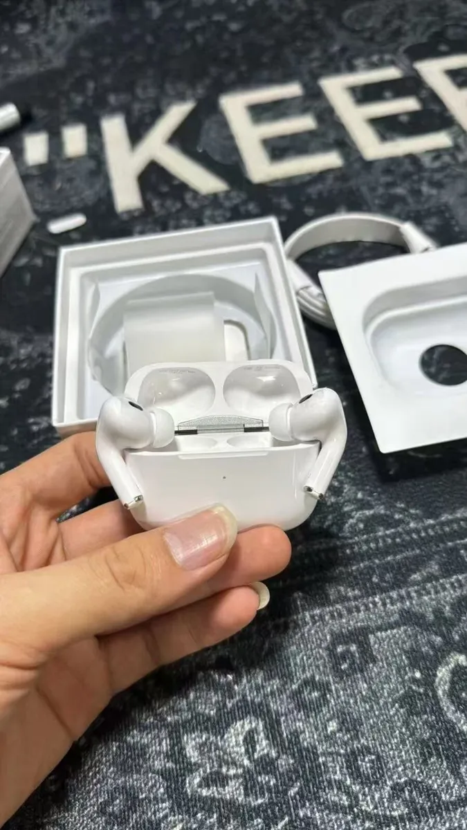 Airpods pro 2 ( 2nd gen) - Image 2