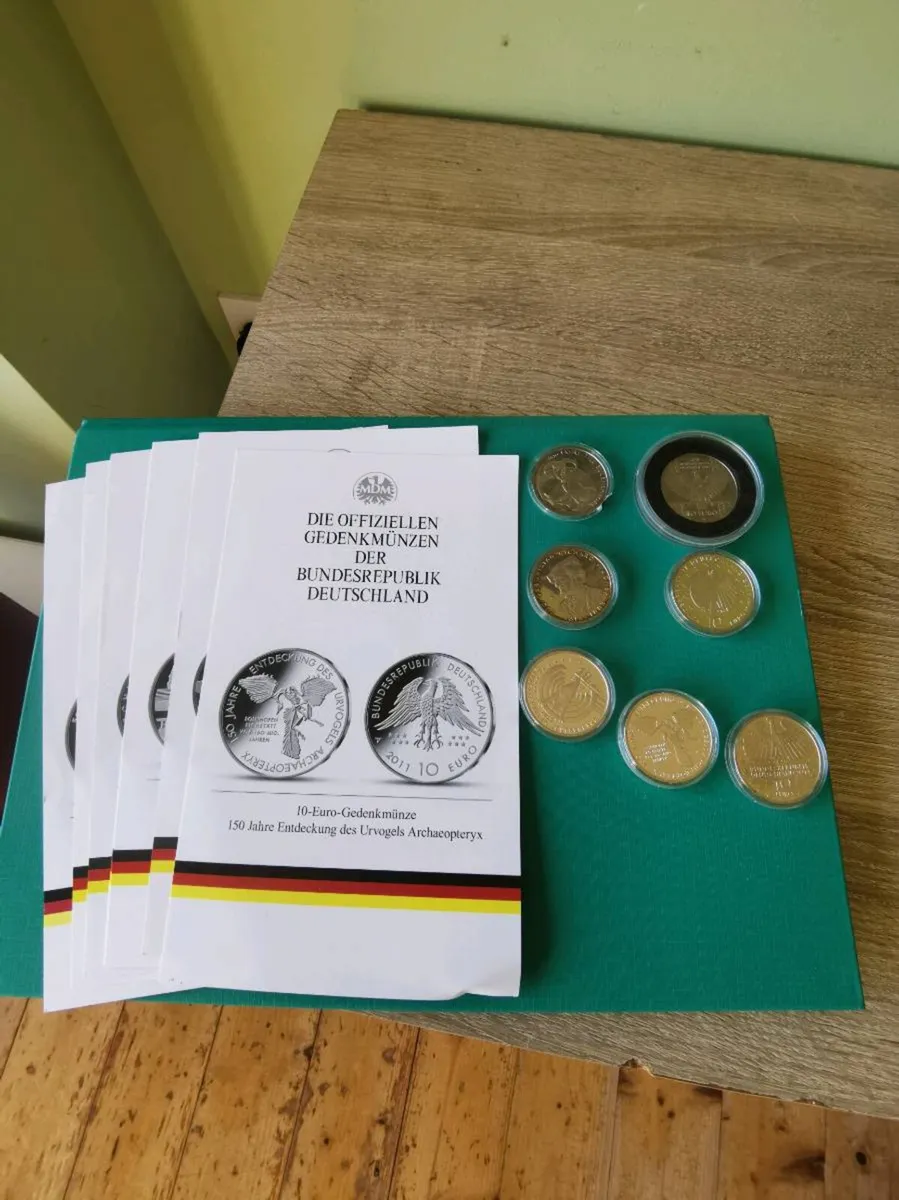 Silver coins - Image 1