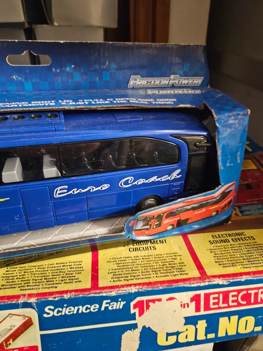 Corgi Motorzone Bus - Image 2