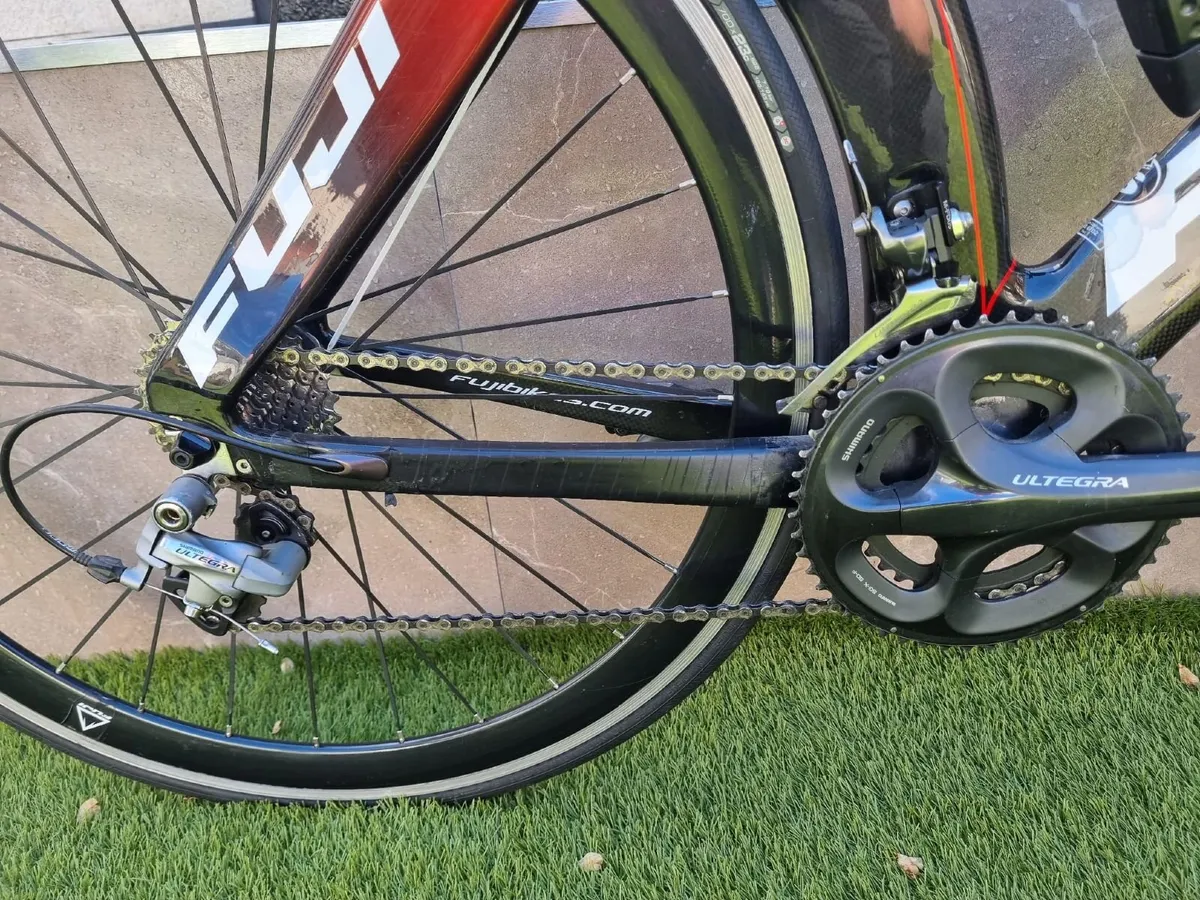 Fuji D6 TT Bike & Extra Wheelset &Hydration system - Image 4