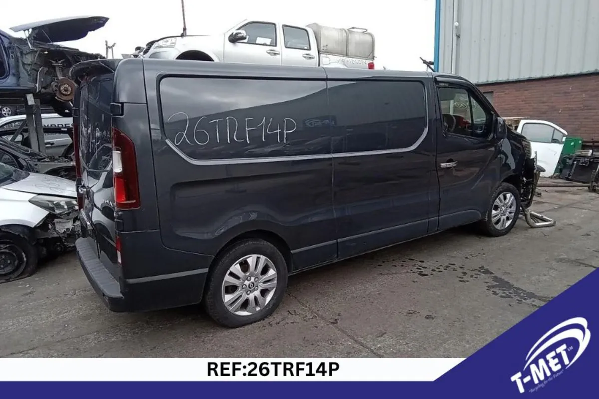 2024 RENAULT TRAFFIC BREAKING FOR PARTS - Image 3