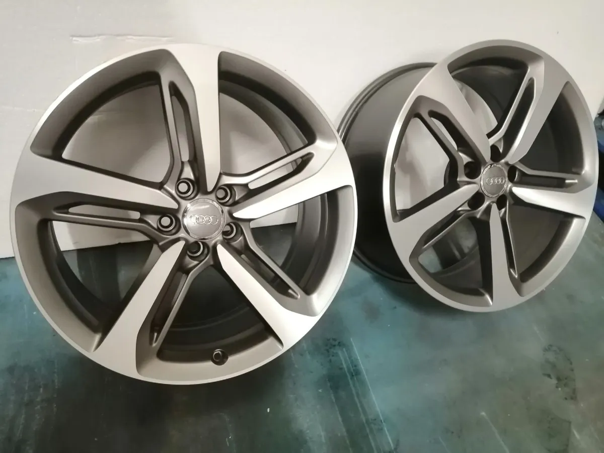 Set of 20" Genuine Audi RS Sportback wheels - Image 4