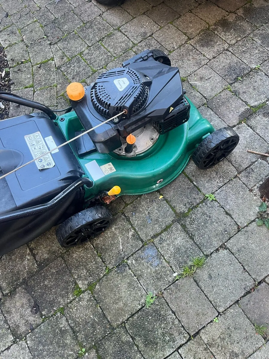 Lawnmower - Image 4