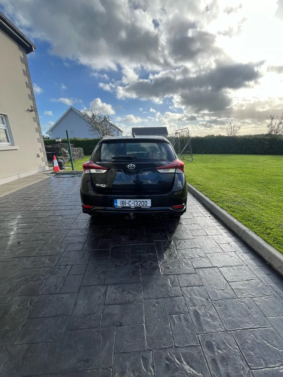 Toyota Auris - Image 2