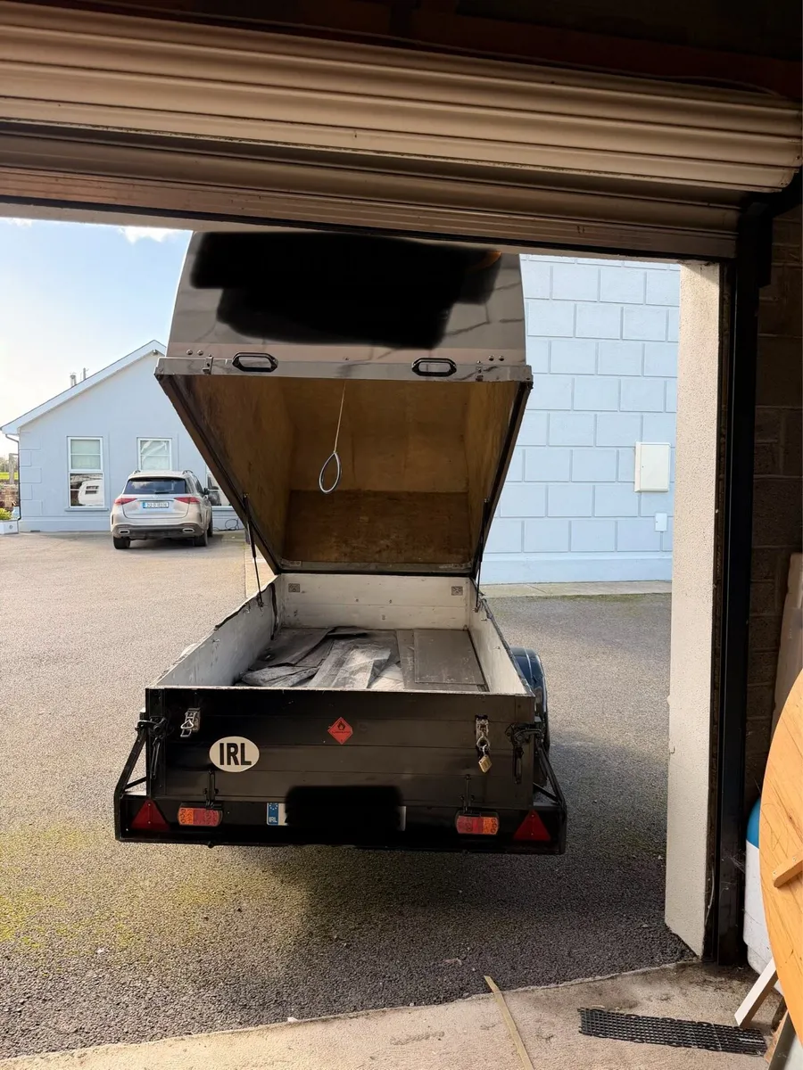 10x5 clam trailer - Image 2