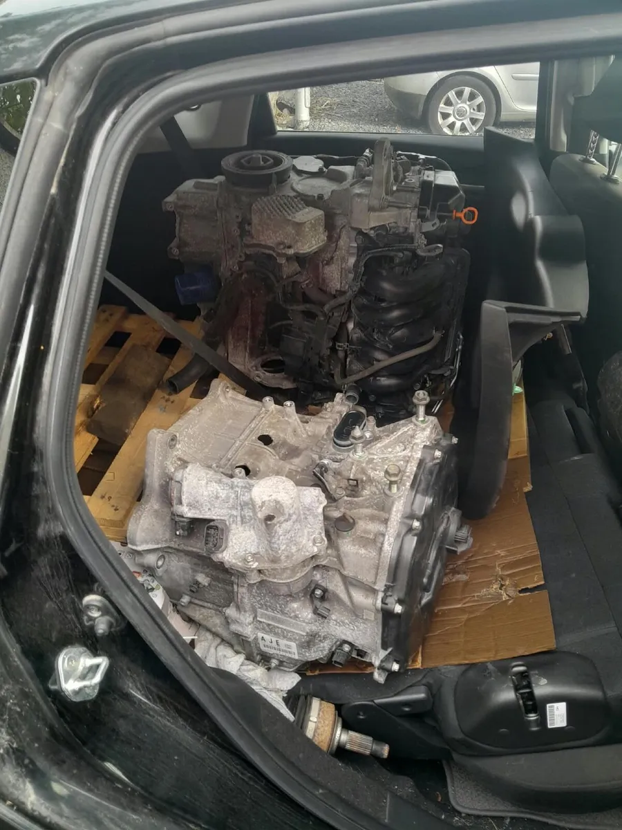Car - Image 3