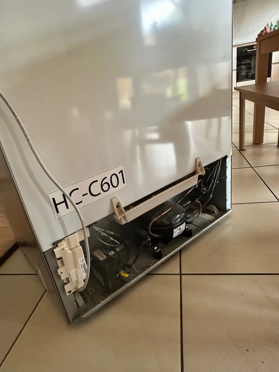Fridge-freezer - Image 4