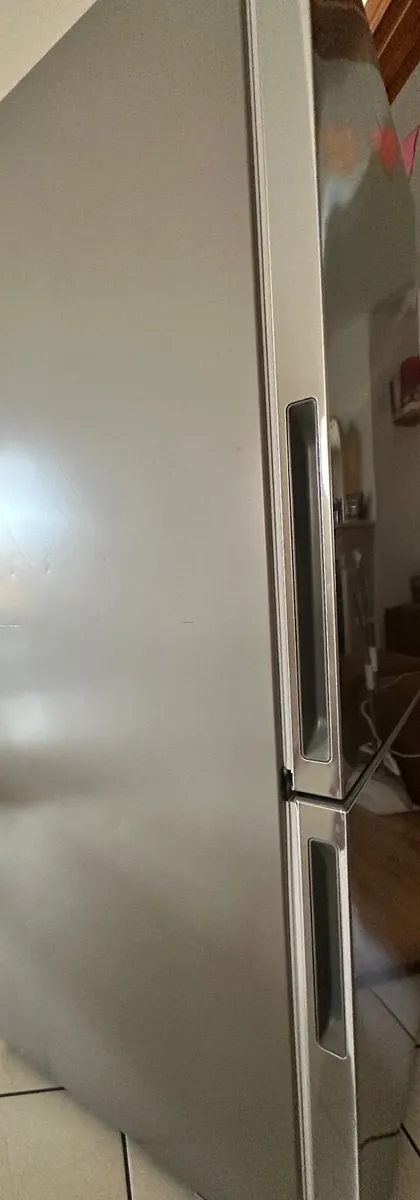 Fridge-freezer - Image 2