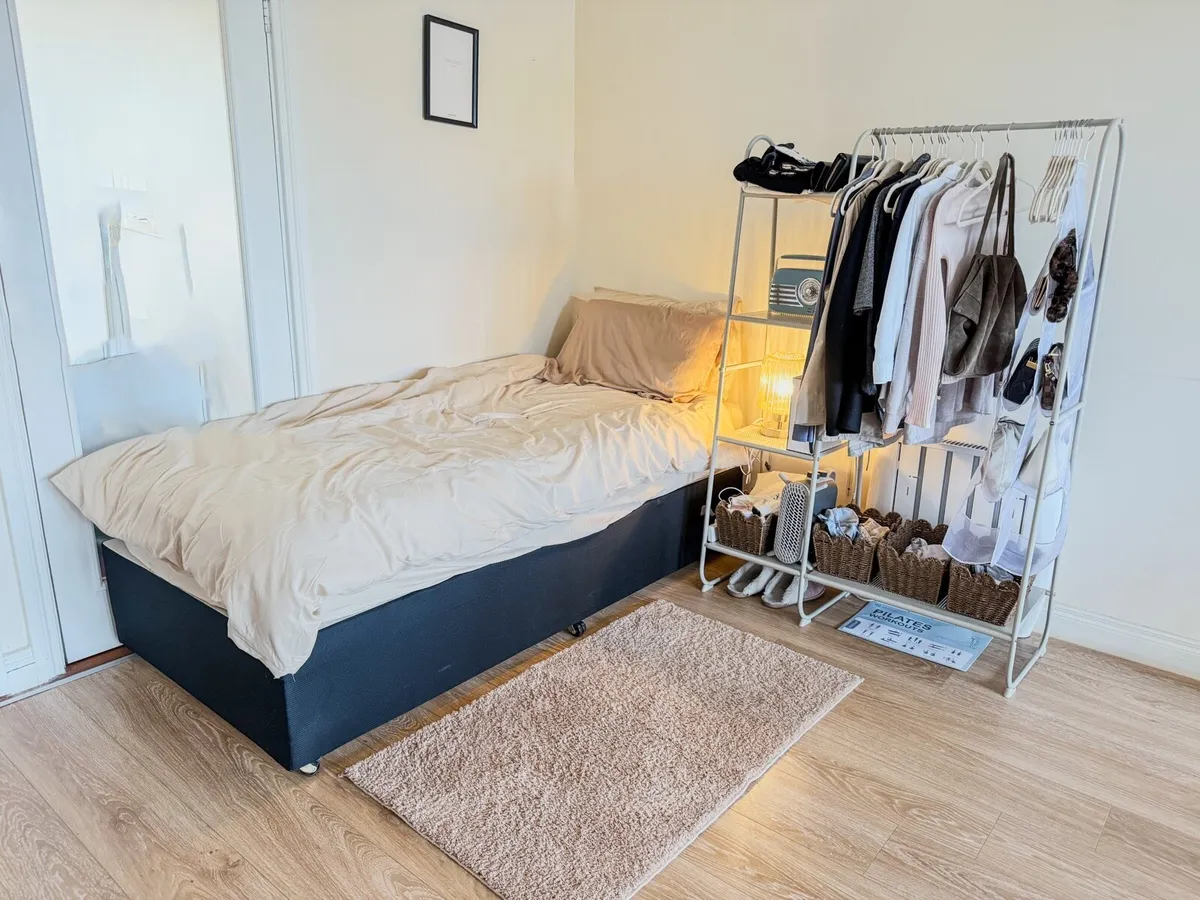 Single Bed - Bed Base & Mattress