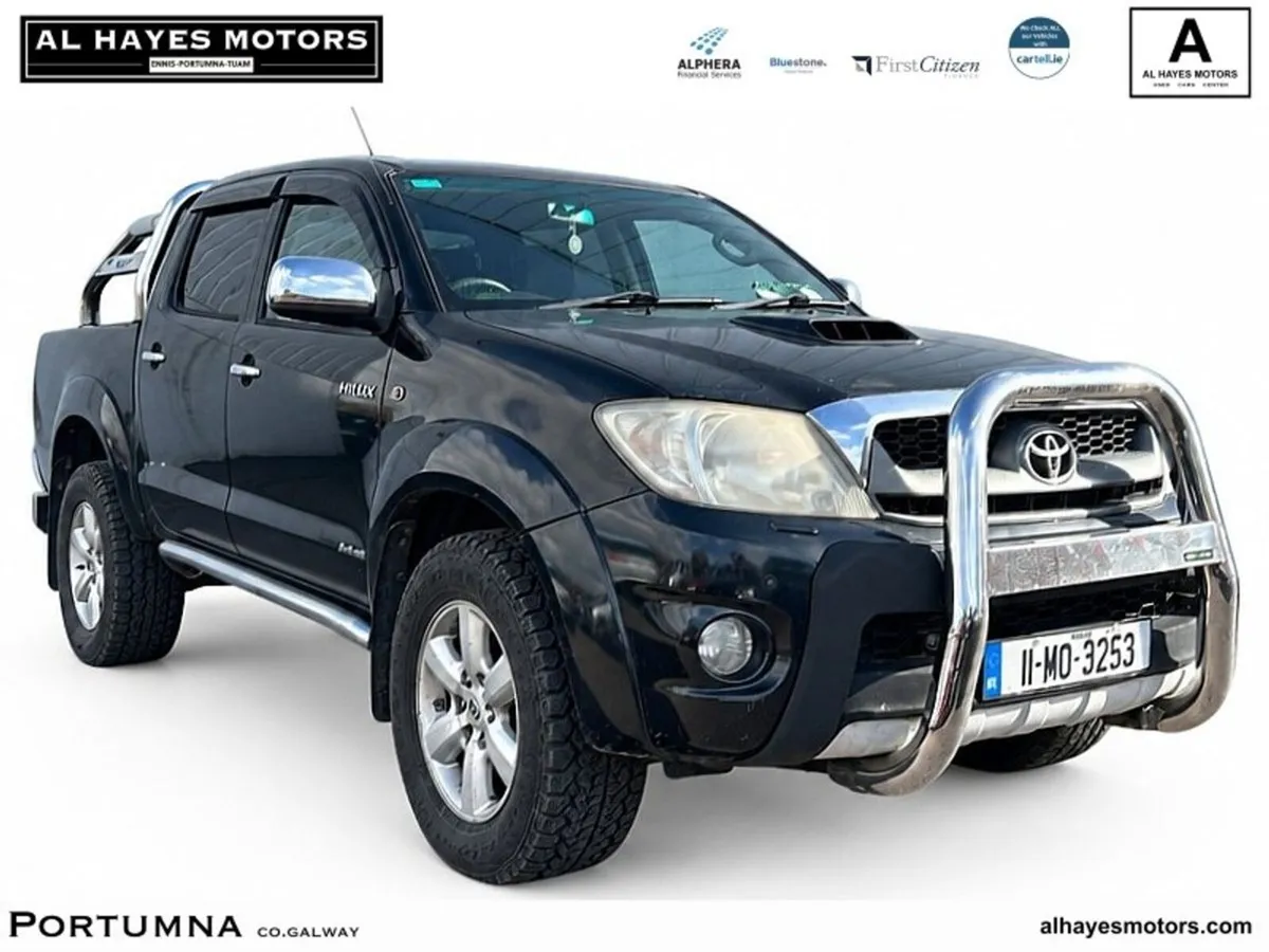 Toyota Hilux 3.0 D4D D/CAB INVINCIBLE - Image 1
