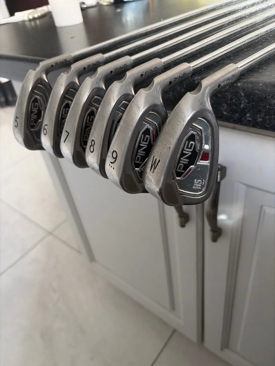 Ping i15 iron set - Image 1