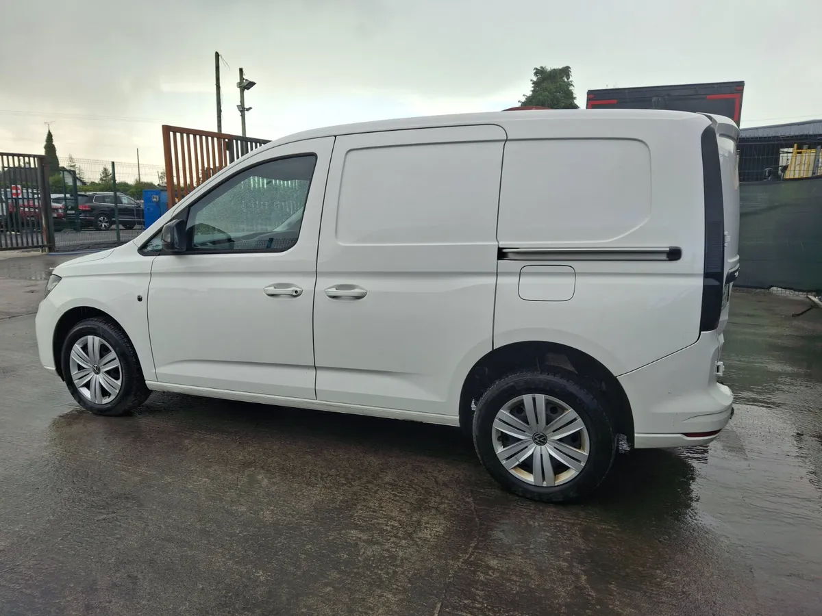 232 Volkswagen Caddy  Cargo Business  2.0 Tdi - Image 4