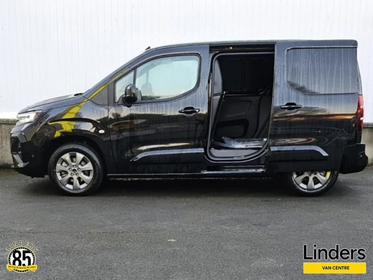 Opel Combo SPORTIVE 271 5 YEAR WARRANTY - Image 3