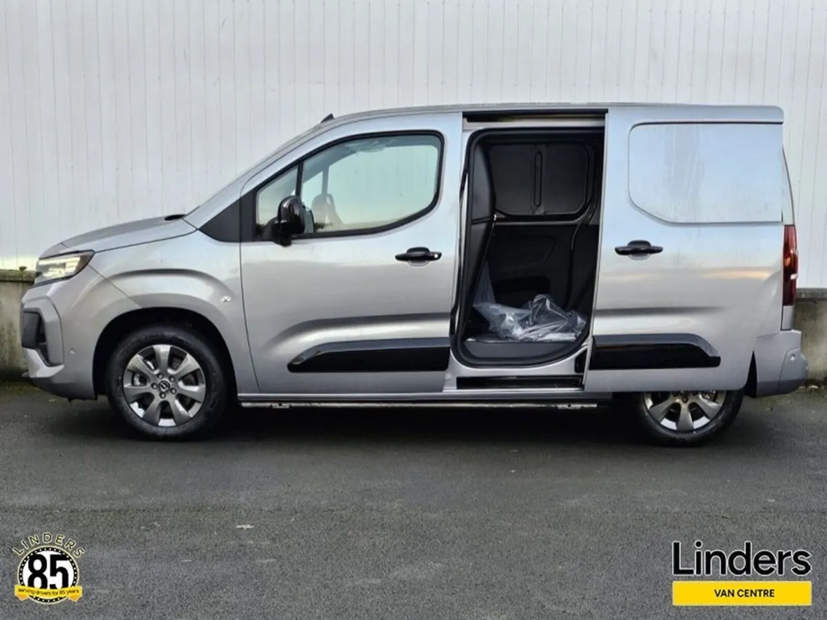 Opel Combo SPORTIVE 261 5 YEAR WARRANTY - Image 3