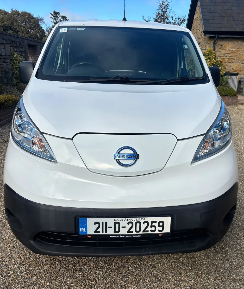 2021 Nissan NV 200 electric 40 KW long range. - Image 3