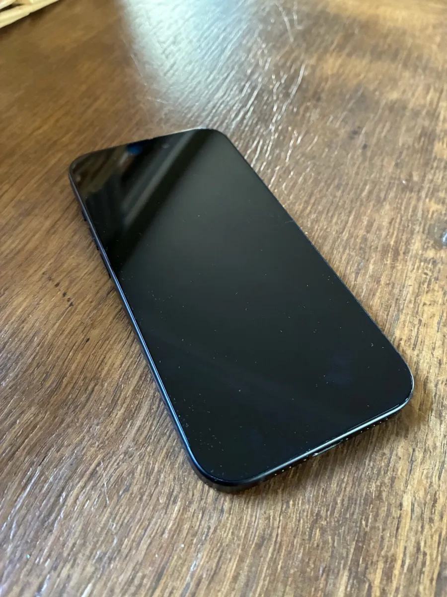 IPhone 15 - Image 1