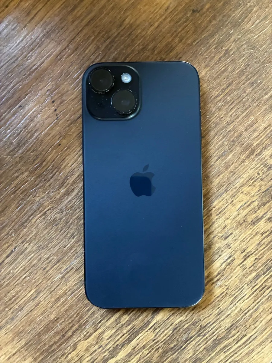 IPhone 15 - Image 3