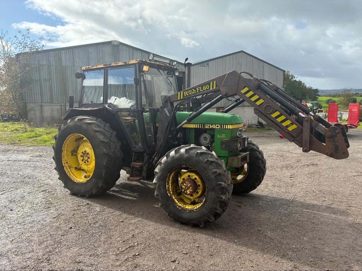 John Deere  2140 - Image 1