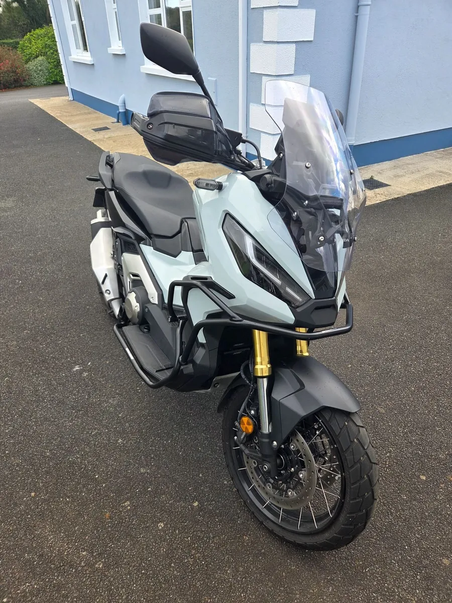 Honda X-ADV 2024 - Image 2