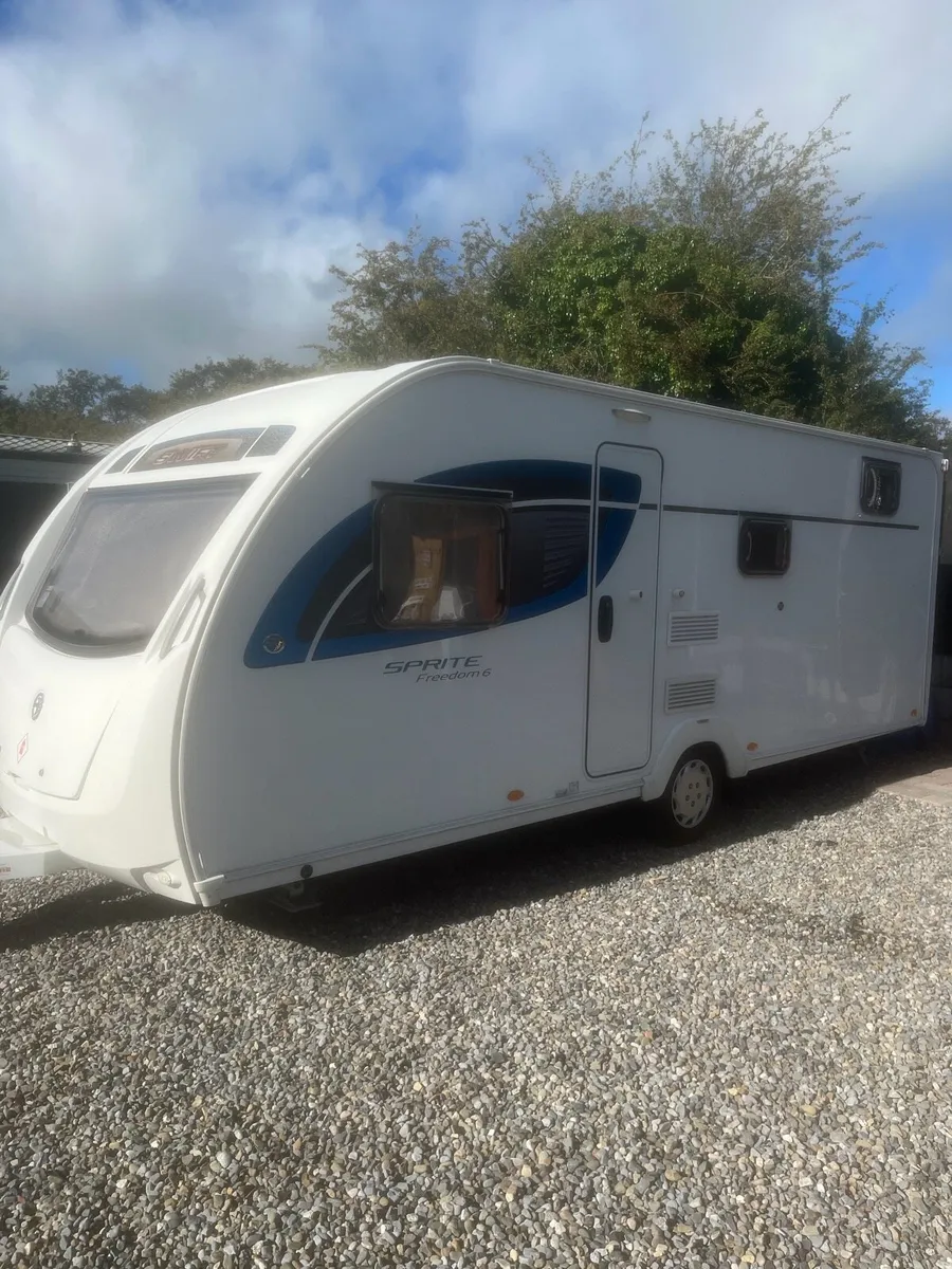 Swift sprite freedom 6-top of the Range 6-berth - Image 2