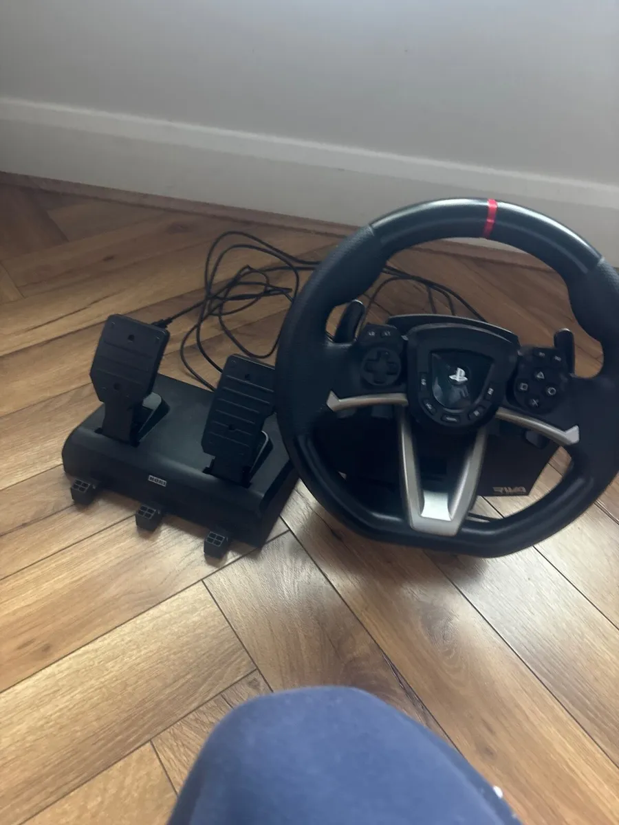 Ps5/ps4 stering wheel - Image 2
