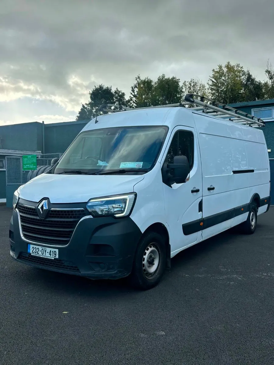 Renault master 2023 - Image 1