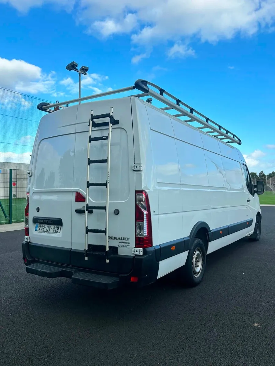 Renault master 2023 - Image 2