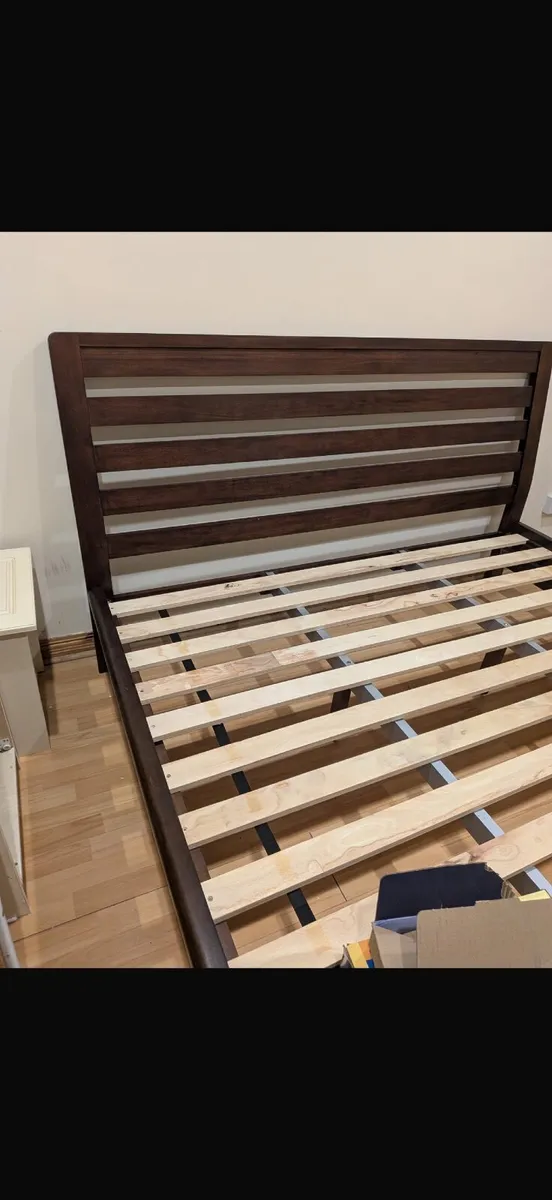 Beautiful Brand New Mahogany 6ft Bed Frame - Image 3
