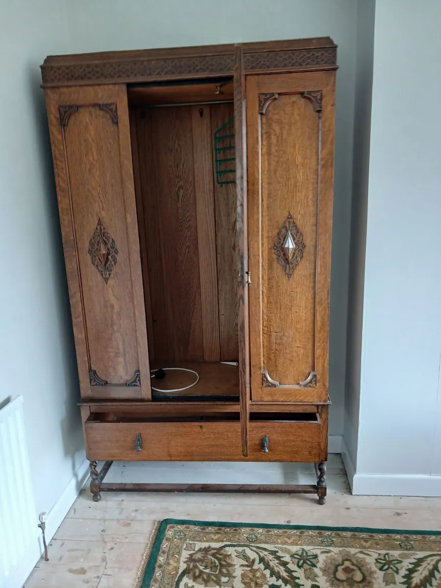 Oak bedroom suit - Image 2