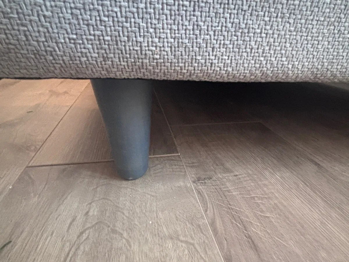 L Shaped Corner Couch - Image 3