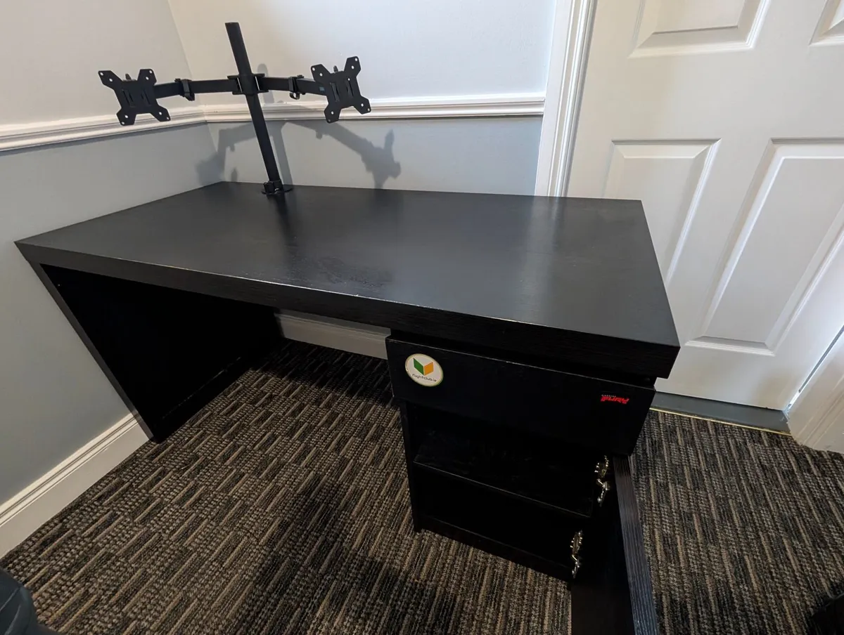 Computer desk - Image 3