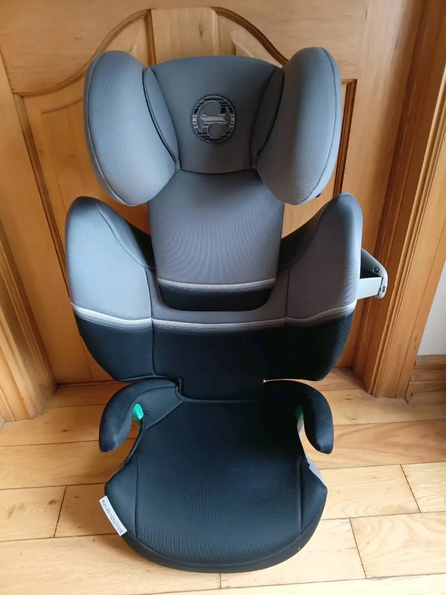 Baby car seat. - Image 1
