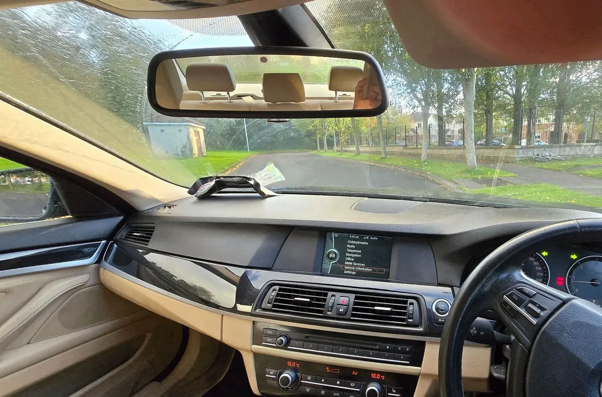BMW F10 520d - Image 1