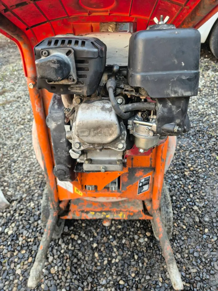 Belle mixer 2023y,honda gx120 engine - Image 2