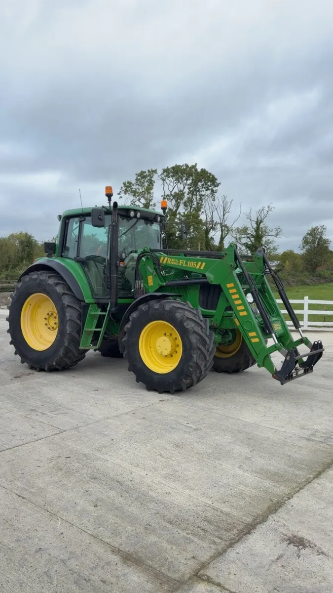 John Deere 6920s - Image 1