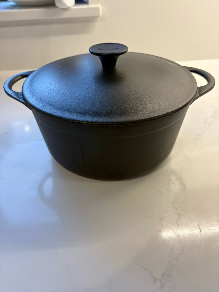 Cousances (le creuset) pot - Image 2