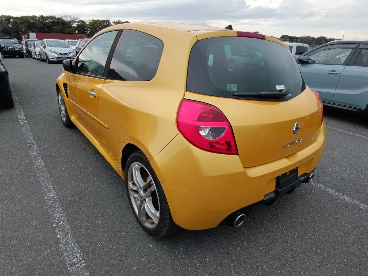 2011 Renault Clio 2.0L RS200 Track Car - Image 4