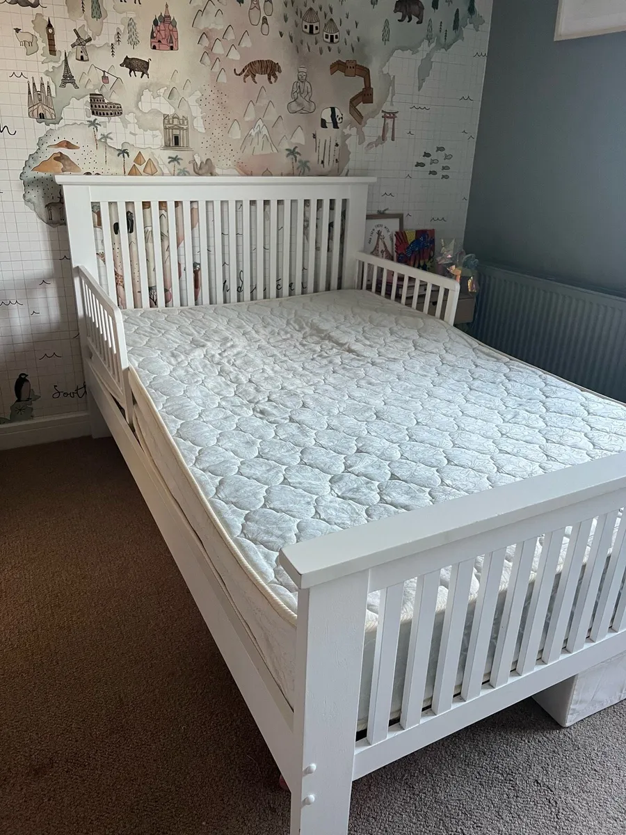 4ft Small White Wooden Double Bed - Image 2
